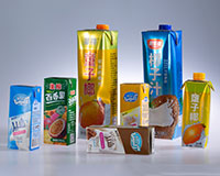 WSFM1100-2000型液體奶、飲料紙盒專用材料擠出復(fù)合淋膜機(jī)